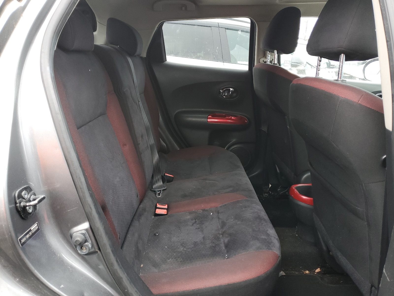 JN8AF5MV2BT008094 2011 Nissan Juke S