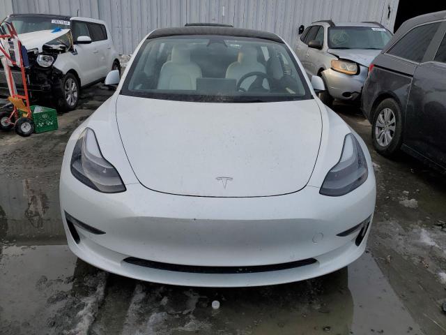  TESLA MODEL 3 2022 Білий