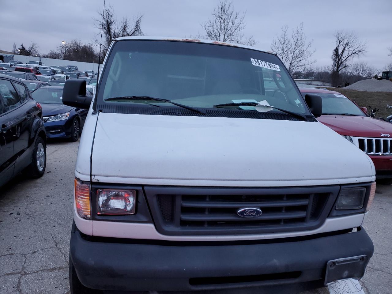 2003 Ford Econoline - Image 5