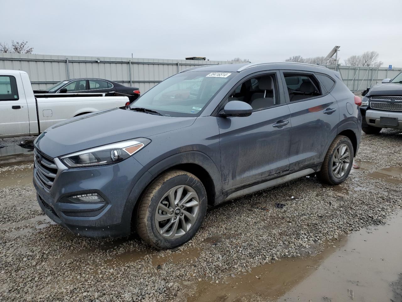 KM8J33A40JU670054 2018 HYUNDAI TUCSON - Image 1