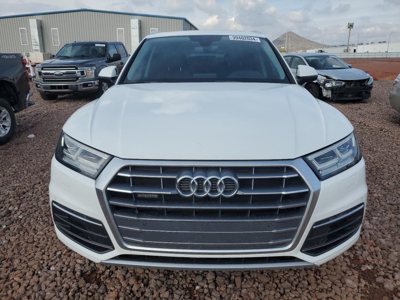 WA1BNAFY5J2213930 2018 Audi Q5 Premium Plus