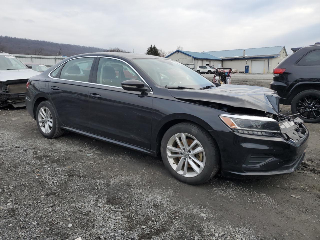 2020 Volkswagen Passat Se VIN: 1VWSA7A33LC020086 Lot: 82825493