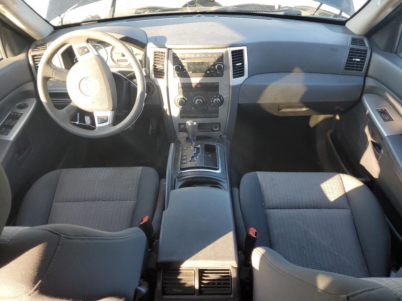 2008 Jeep Grand Cherokee Laredo VIN: 1J8GS48K98C113535 Lot: 37632694