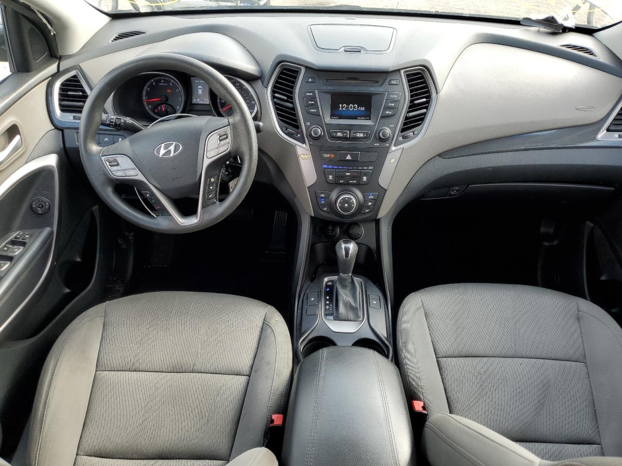 2015 Hyundai Santa Fe - Image 8