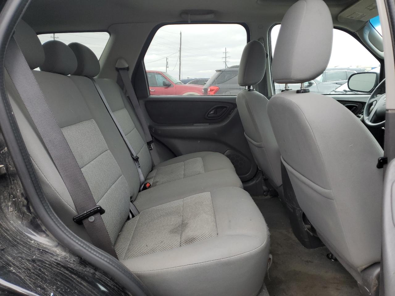 2005 Ford Escape Xlt VIN: 1FMYU93175KD53293 Lot: 82142443