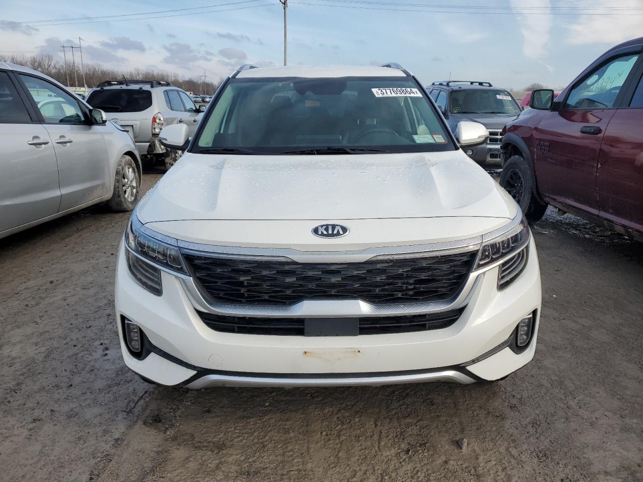 2021 Kia Seltos Sx VIN: KNDETCA26M7115858 Lot: 37769864