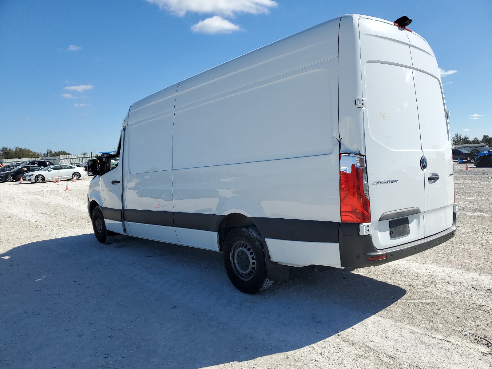 W1Y4ECHY7MT081058 2021 Mercedes-Benz Sprinter 2500