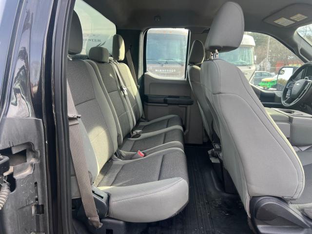 Пікапи FORD F-150 2015 Чорний