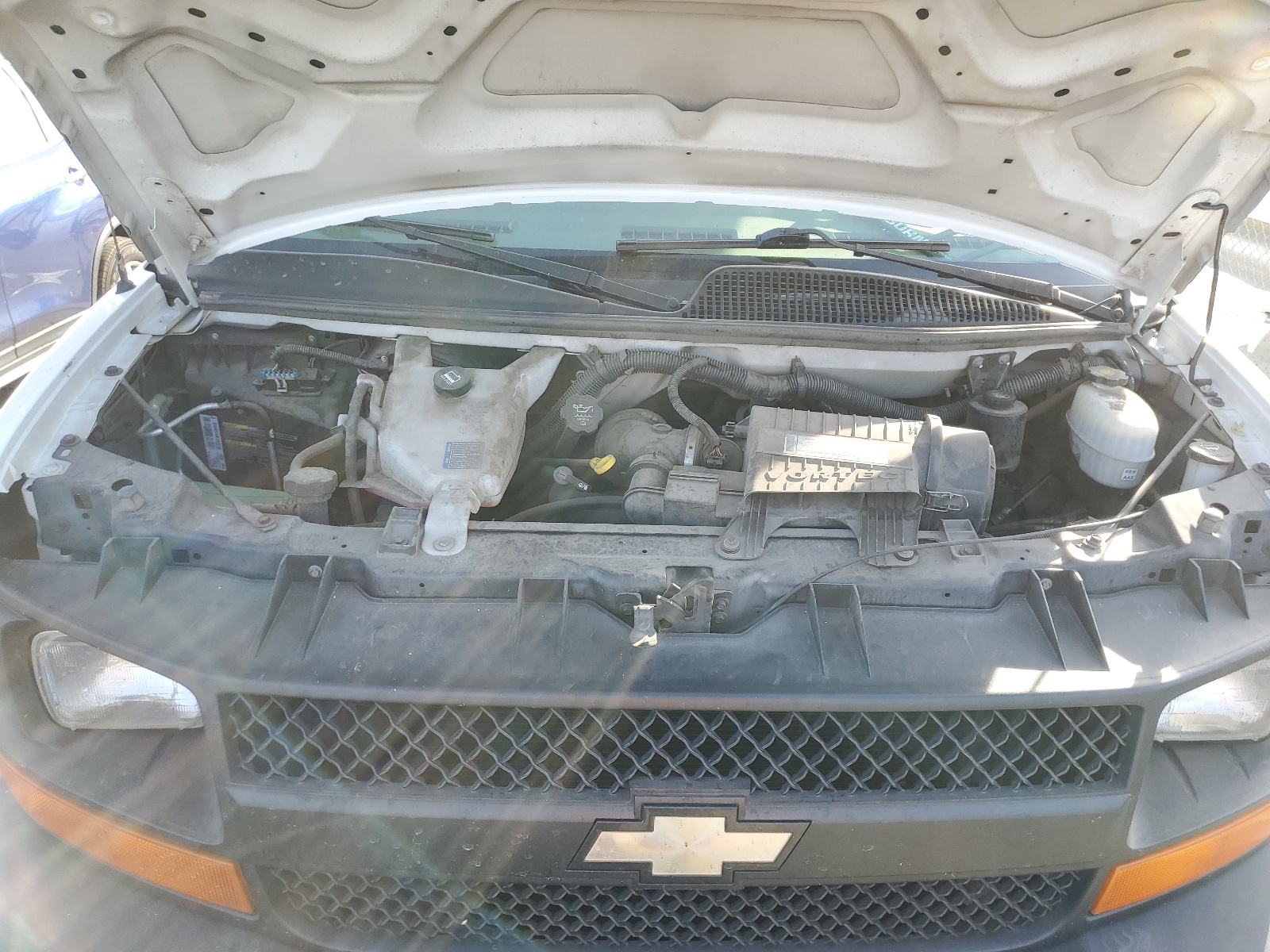 1GCGG25C881200588 2008 Chevrolet Express G2500