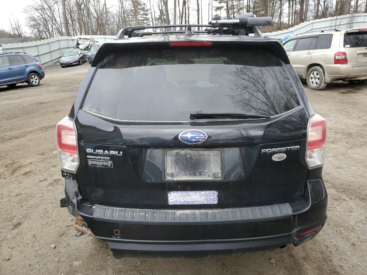 2018 Subaru Forester 2.5I Premium VIN: JF2SJAEC5JH484489 Lot: 82883123