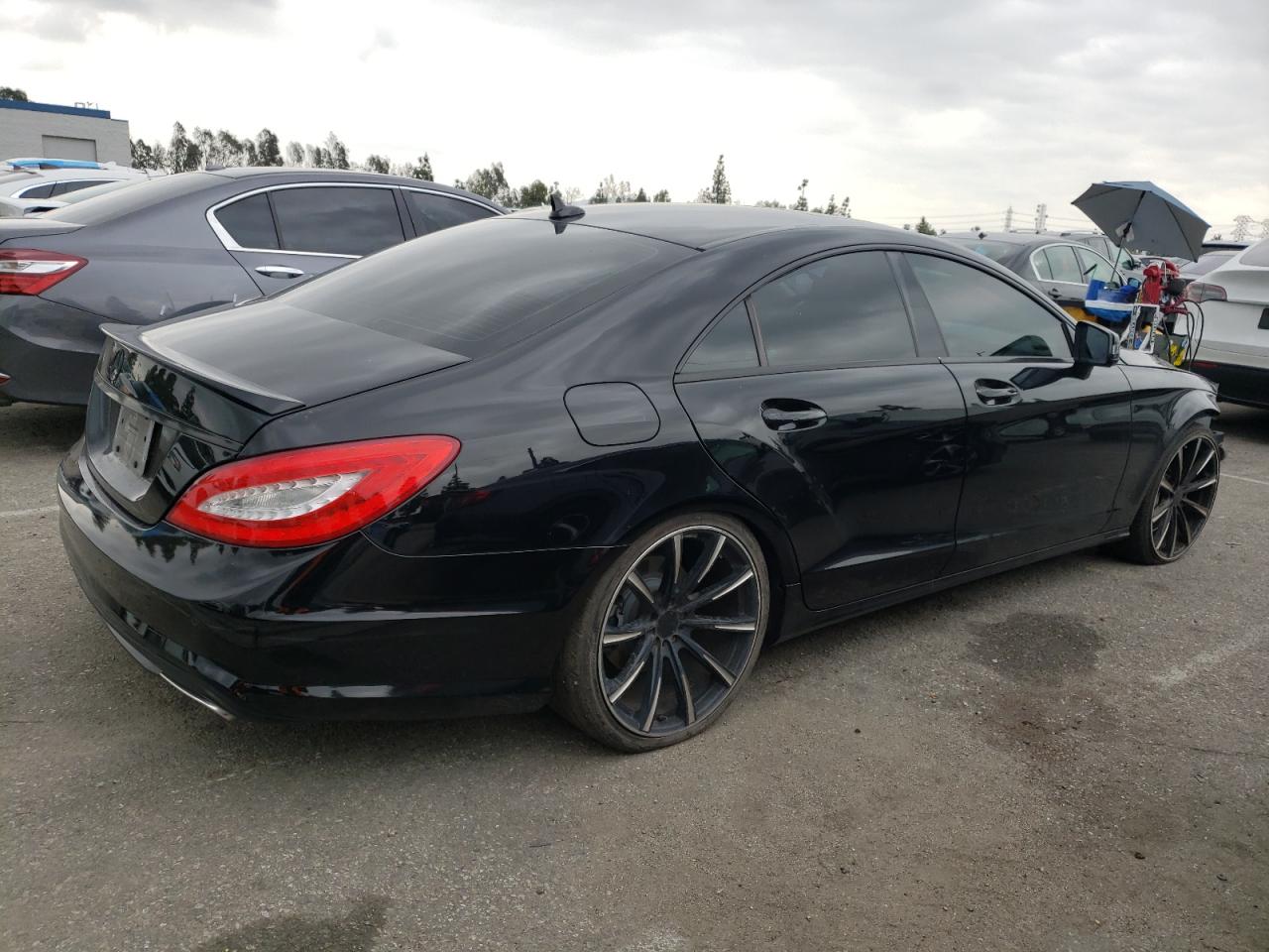 WDDLJ7DBXCA015401 2012 Mercedes-Benz Cls 550