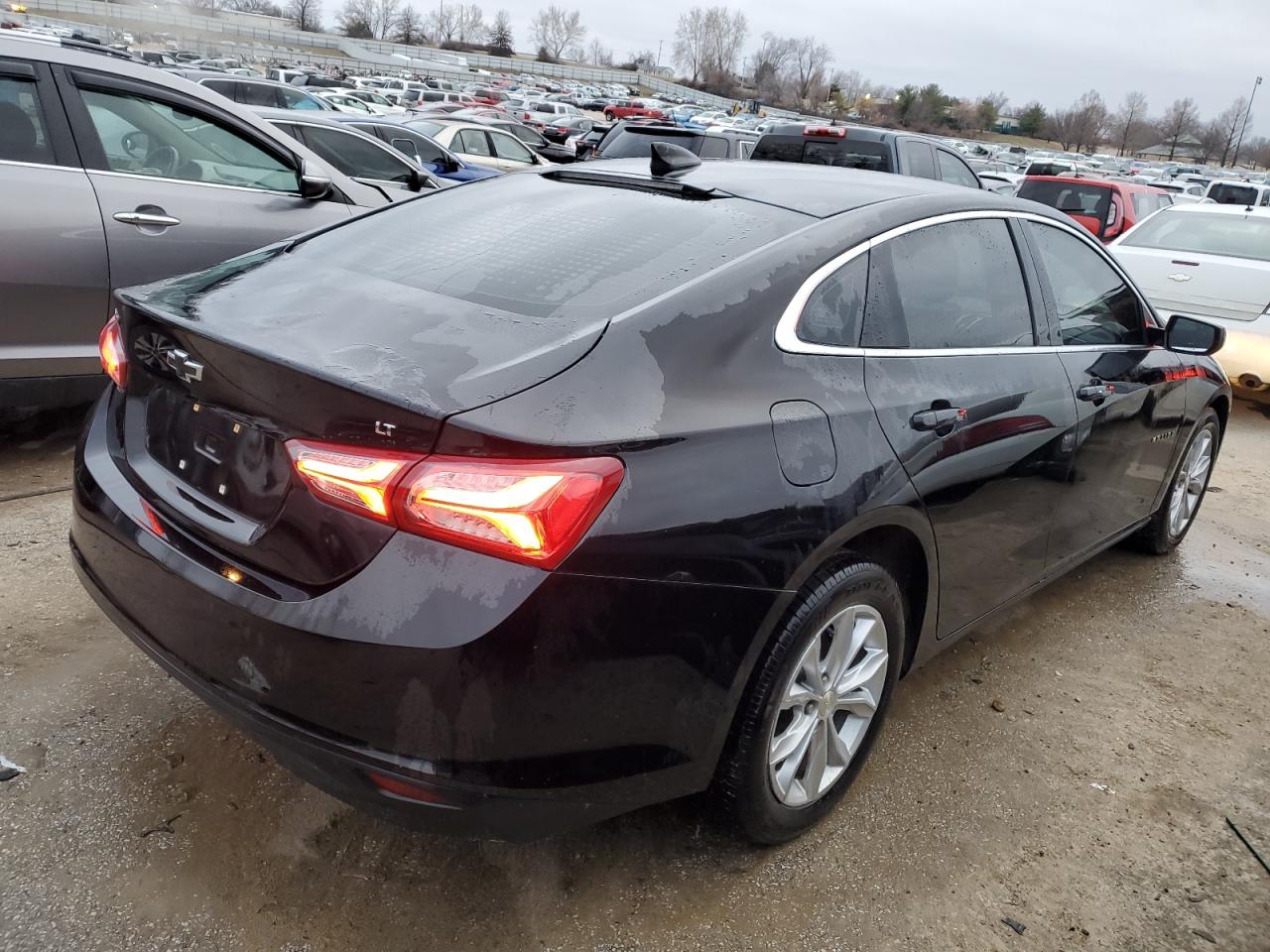 1G1ZD5ST5KF143342 2019 Chevrolet Malibu Lt