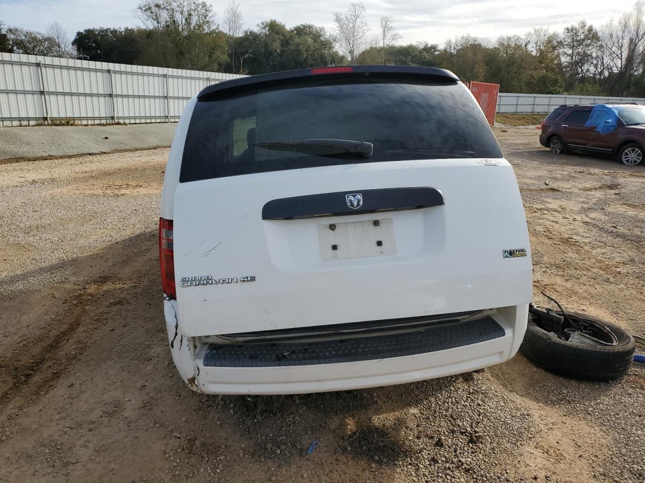 2008 Dodge Grand Caravan Se VIN: 2D8HN44H18R124339 Lot: 63125394