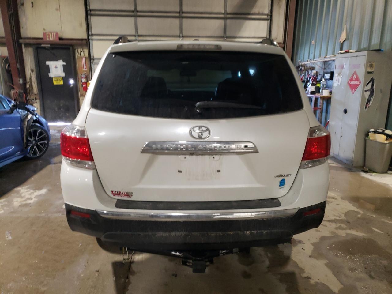 2012 Toyota Highlander Base VIN: 5TDBK3EH2CS168906 Lot: 38902384