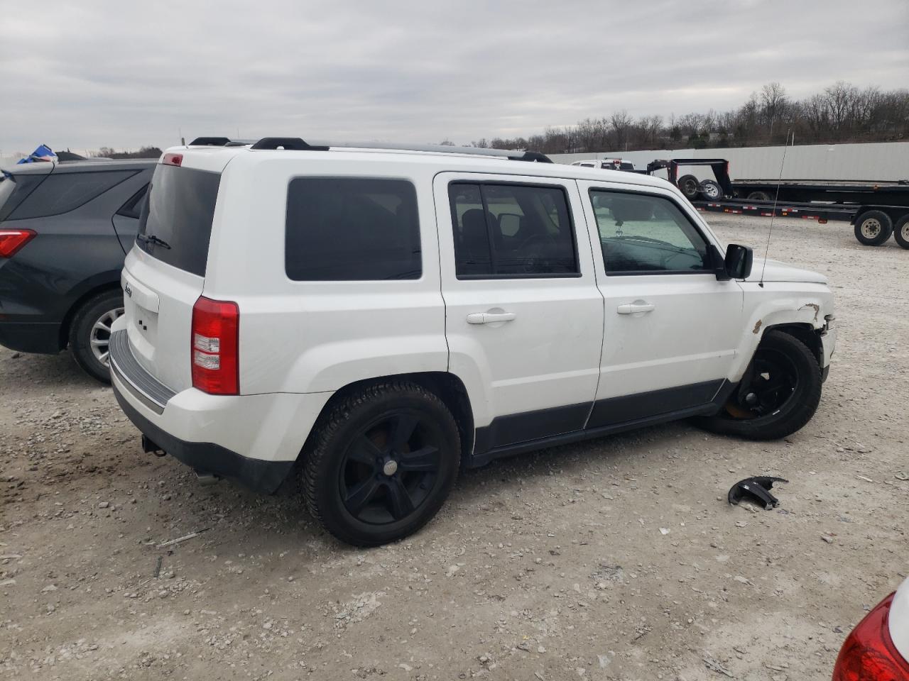 2016 Jeep Patriot Latitude VIN: 1C4NJPFA0GD620992 Lot: 82939453