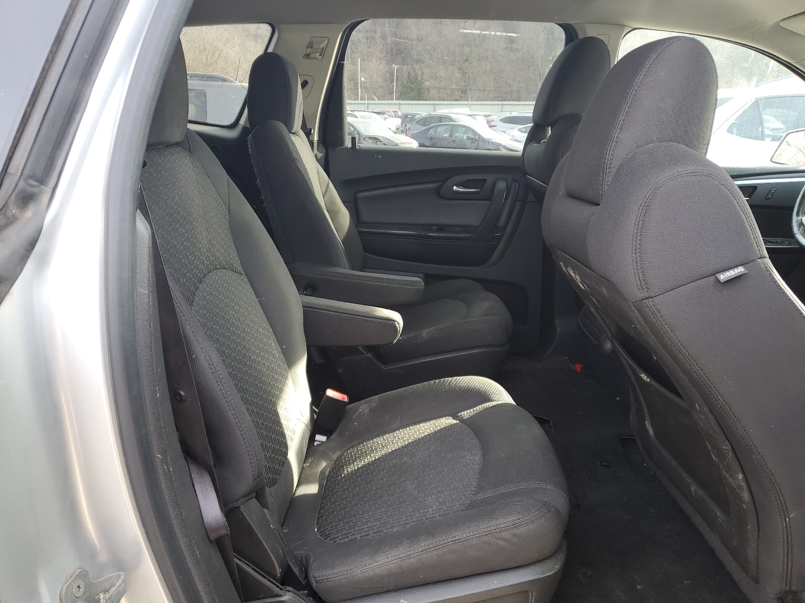 1GNKVGED6CJ319892 2012 Chevrolet Traverse Lt