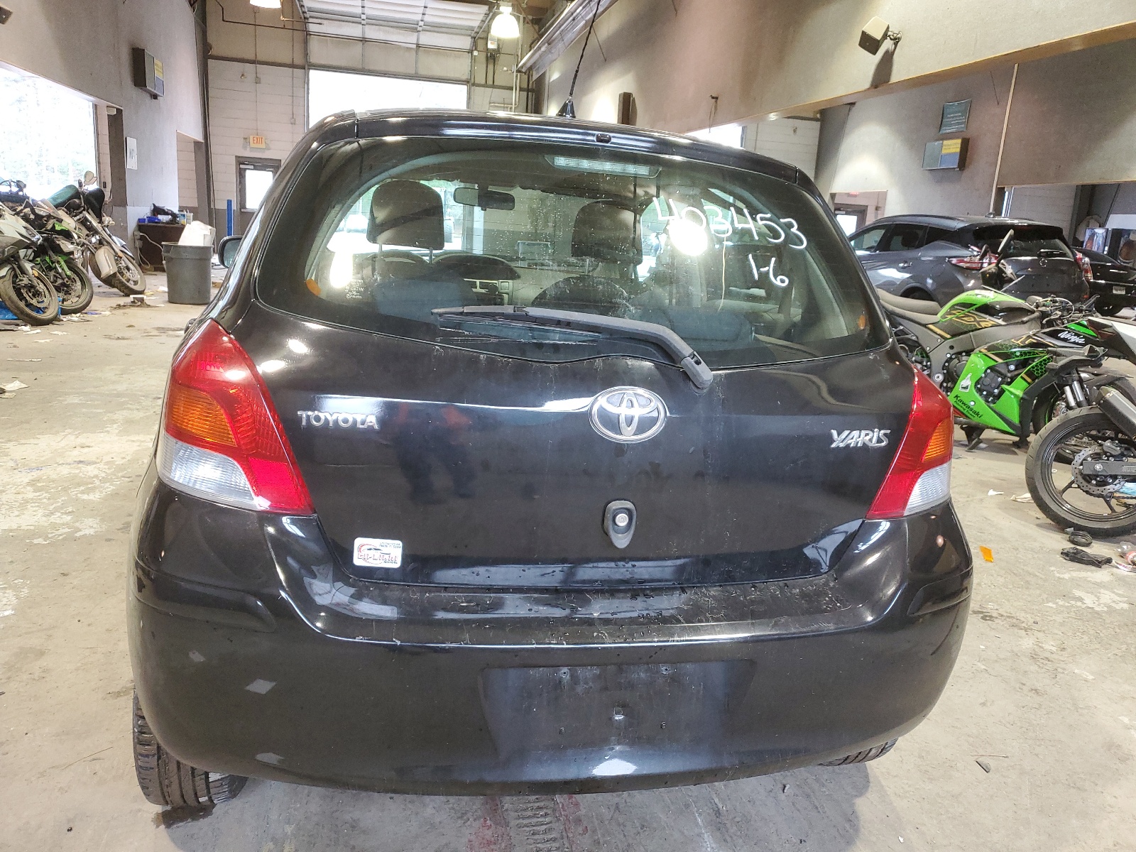 JTDKT4K39B5327548 2011 Toyota Yaris