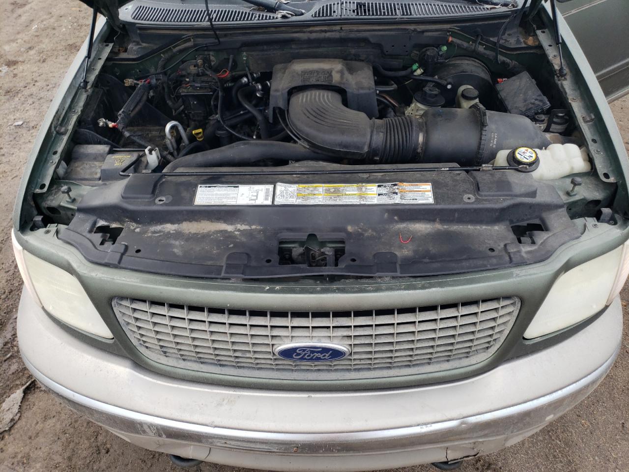 2001 Ford Expedition - Image 14