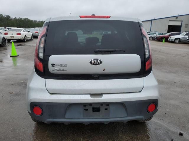  KIA SOUL 2018 Сріблястий