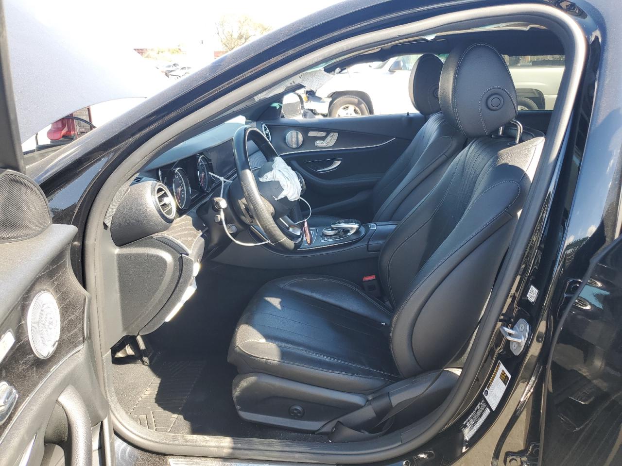 2018 Mercedes-Benz E 300 VIN: WDDZF4JB0JA425006 Lot: 40972074