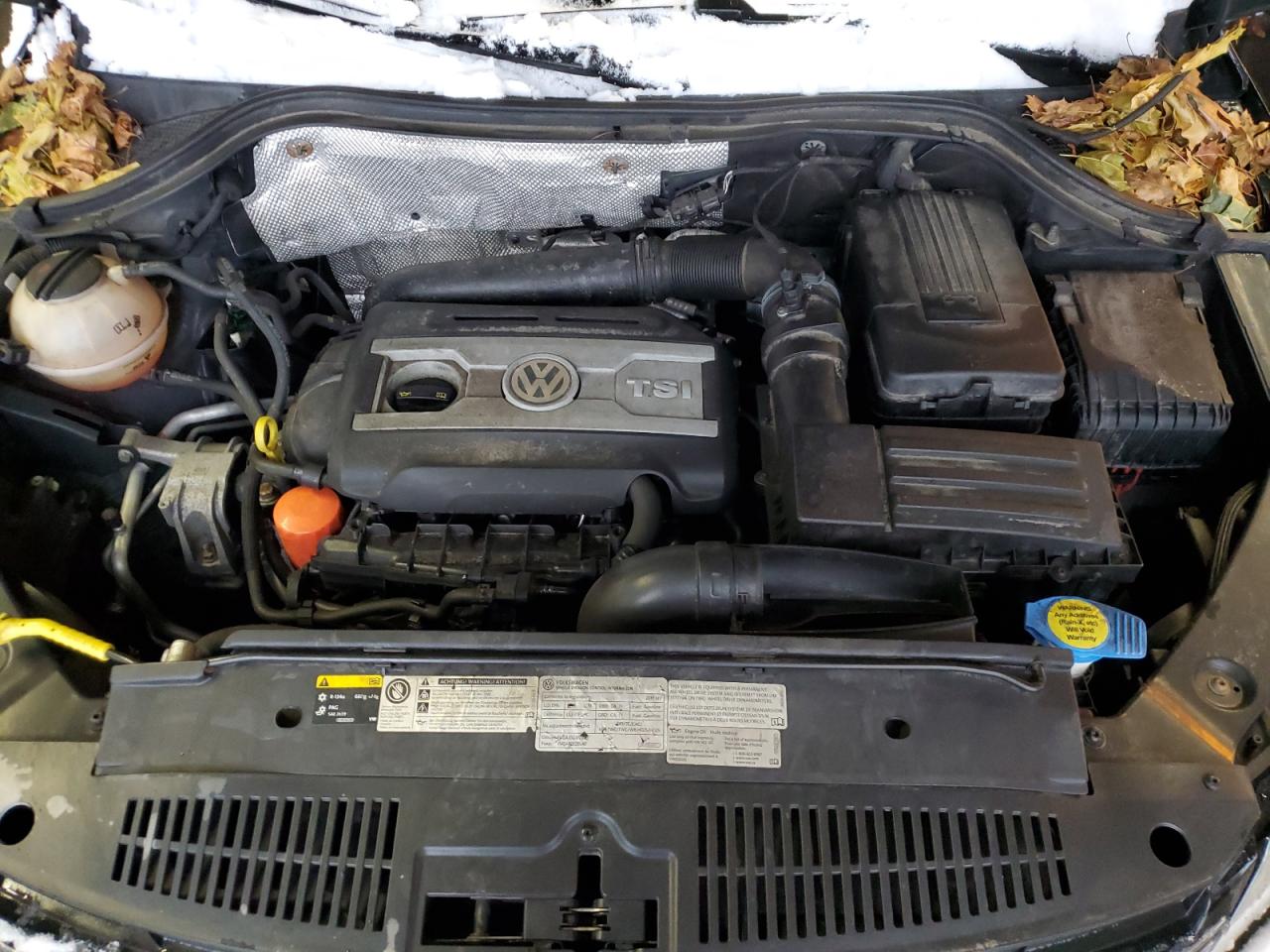 WVGBV7AX9FW584687 2015 Volkswagen Tiguan S