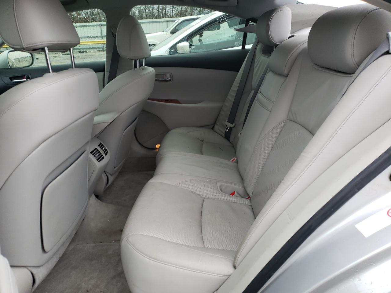 2008 Lexus ES - Image 10