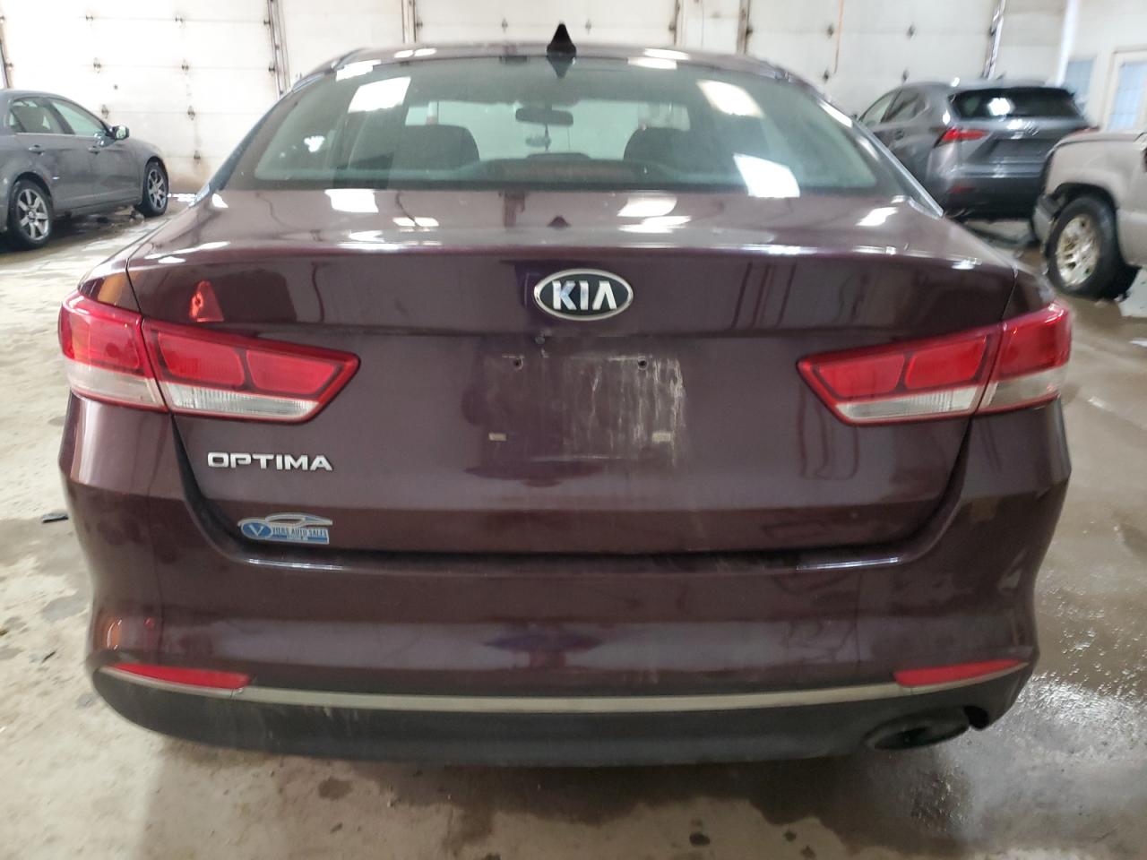 2017 Kia Optima Lx VIN: 5XXGT4L3XHG167091 Lot: 38369784