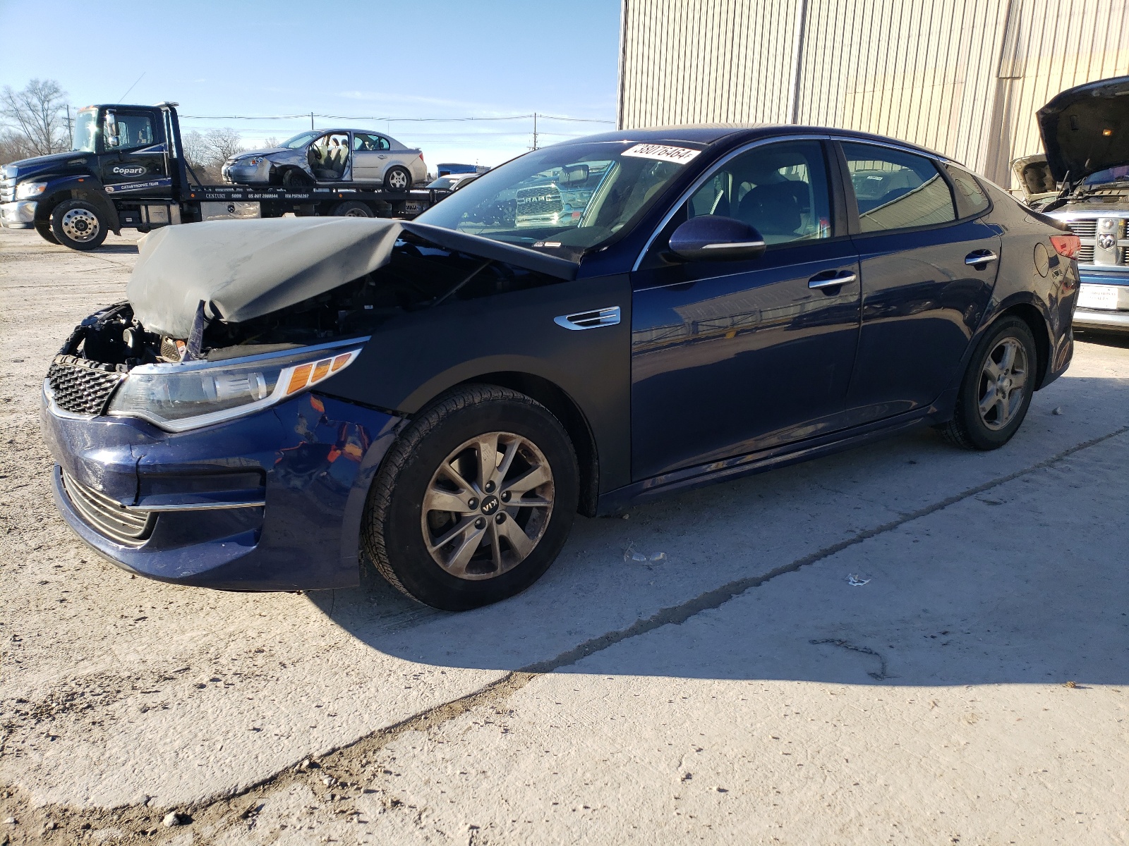 2017 Kia Optima Lx vin: 5XXGT4L39HG160472