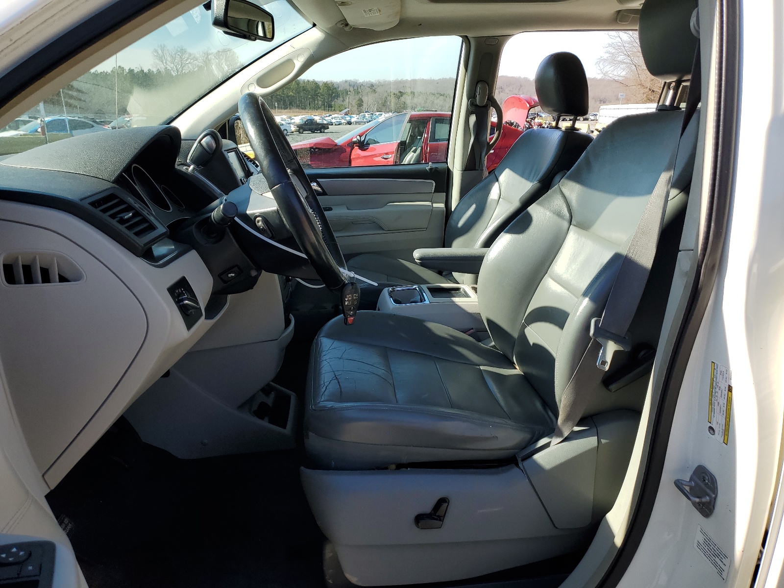 2V8HW54X69R553653 2009 Volkswagen Routan Sel