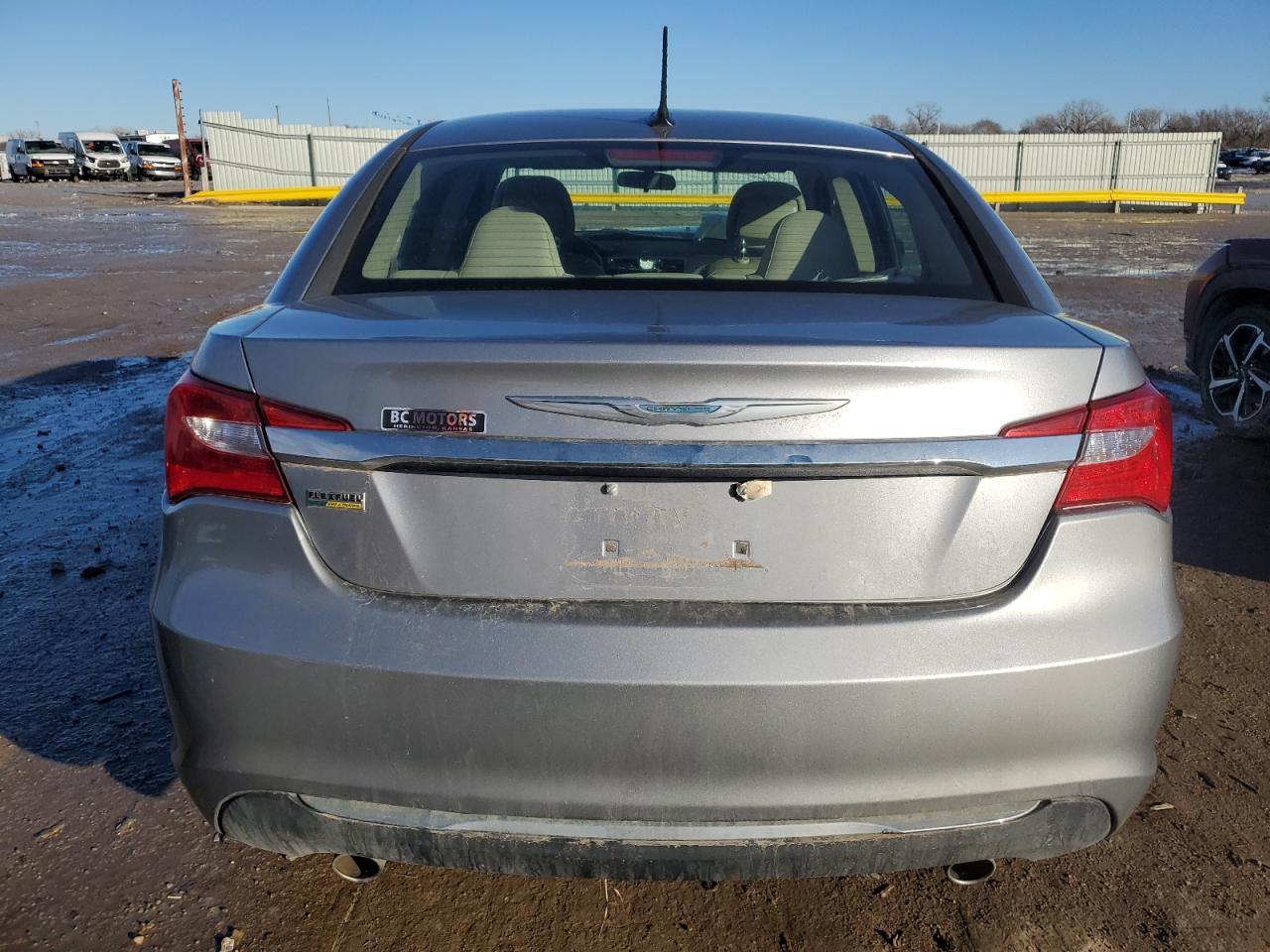 2013 Chrysler 200 Touring VIN: 1C3CCBBG6DN704193 Lot: 37476374