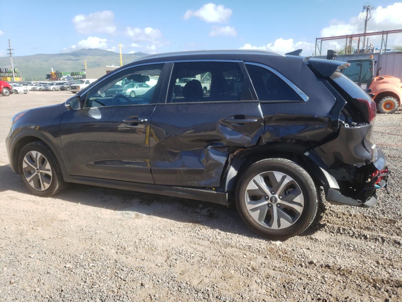 2020 Kia Niro Ex Premium VIN: KNDCE3LG1L5055640 Lot: 38930254