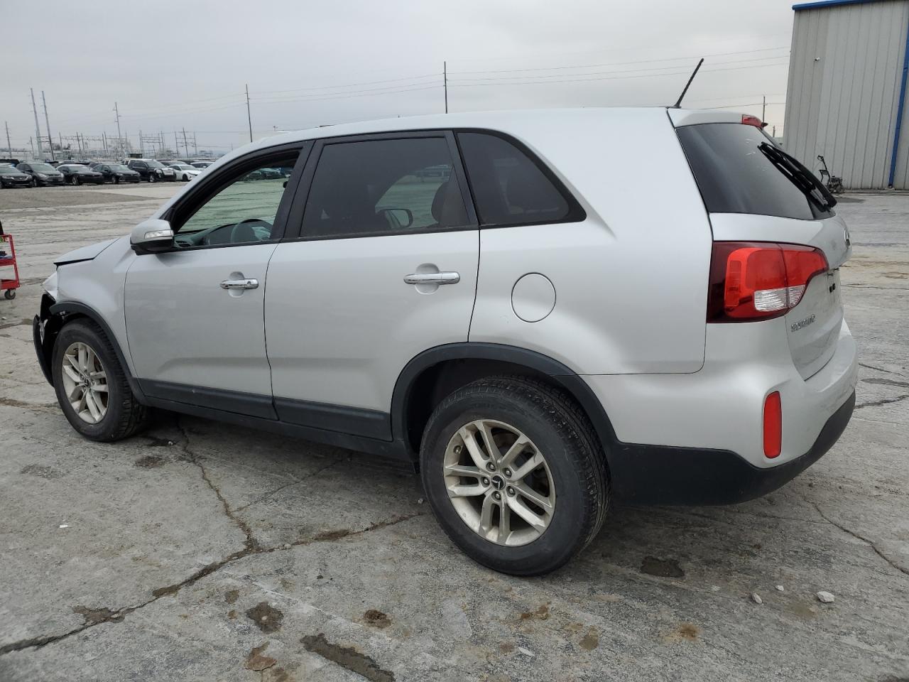 VIN 5XYKT3A63EG428117 2014 KIA SORENTO no.2