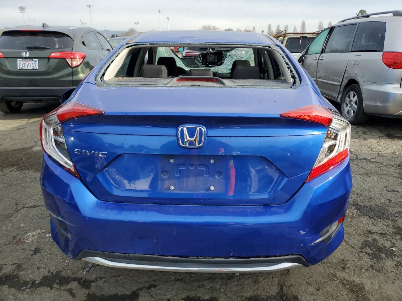 19XFC2F67KE215121 2019 Honda Civic Lx