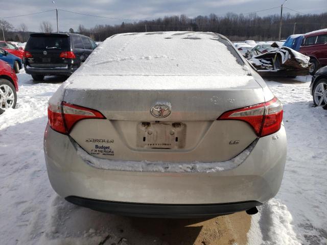 Седани TOYOTA COROLLA 2015 Сріблястий