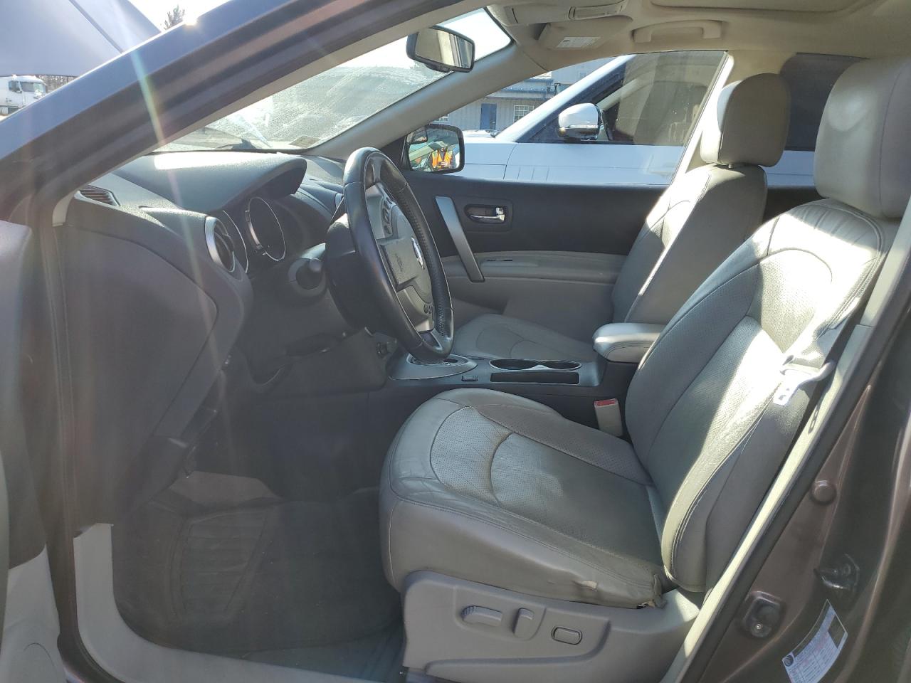 2010 Nissan Rogue S VIN: JN8AS5MV4AW111719 Lot: 38333704