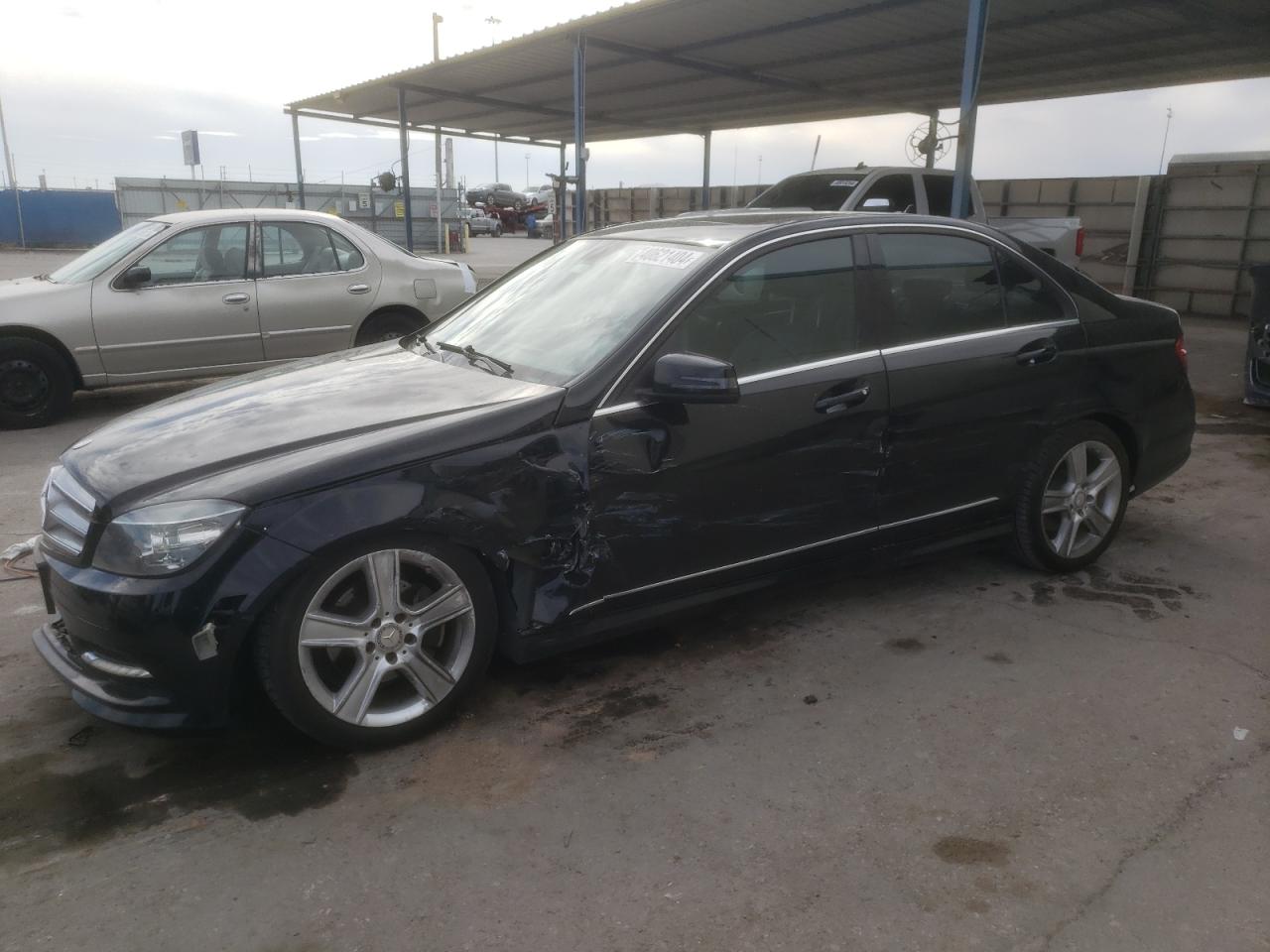 2011 Mercedes-Benz C 300 4Matic for Sale in Anthony, TX - Front End