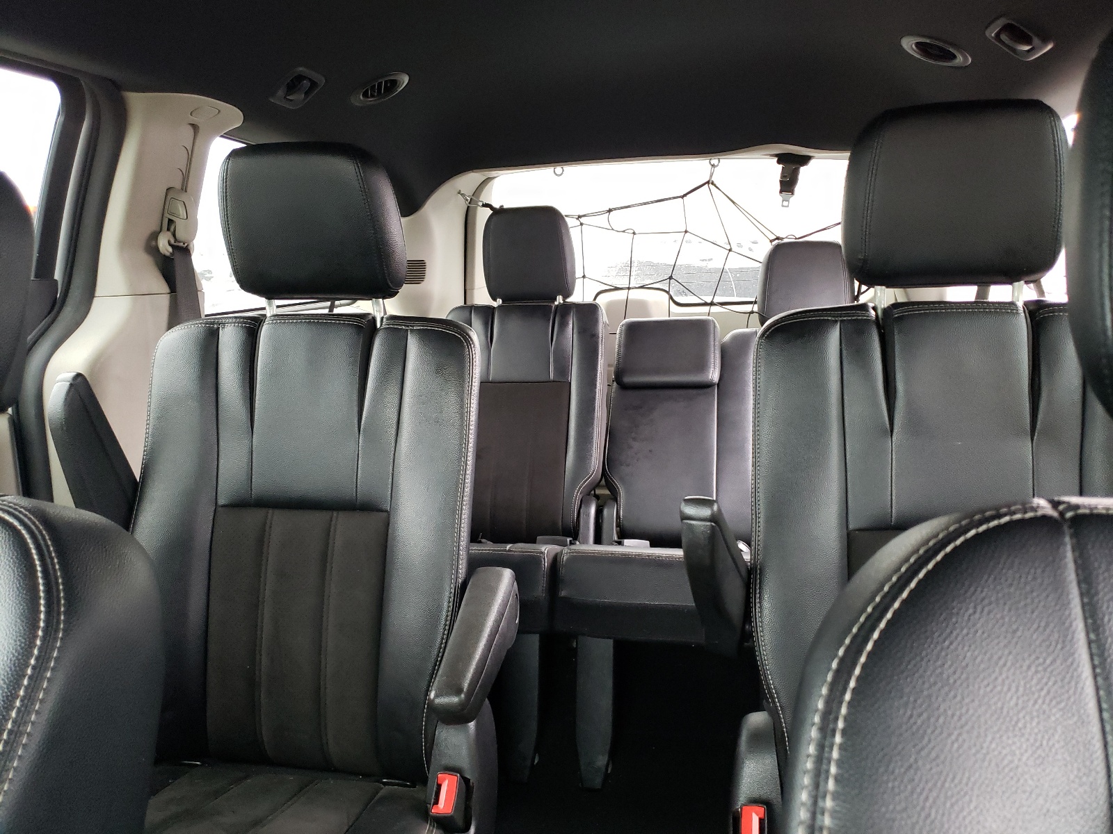 2C4RDGCG6KR716388 2019 Dodge Grand Caravan Sxt