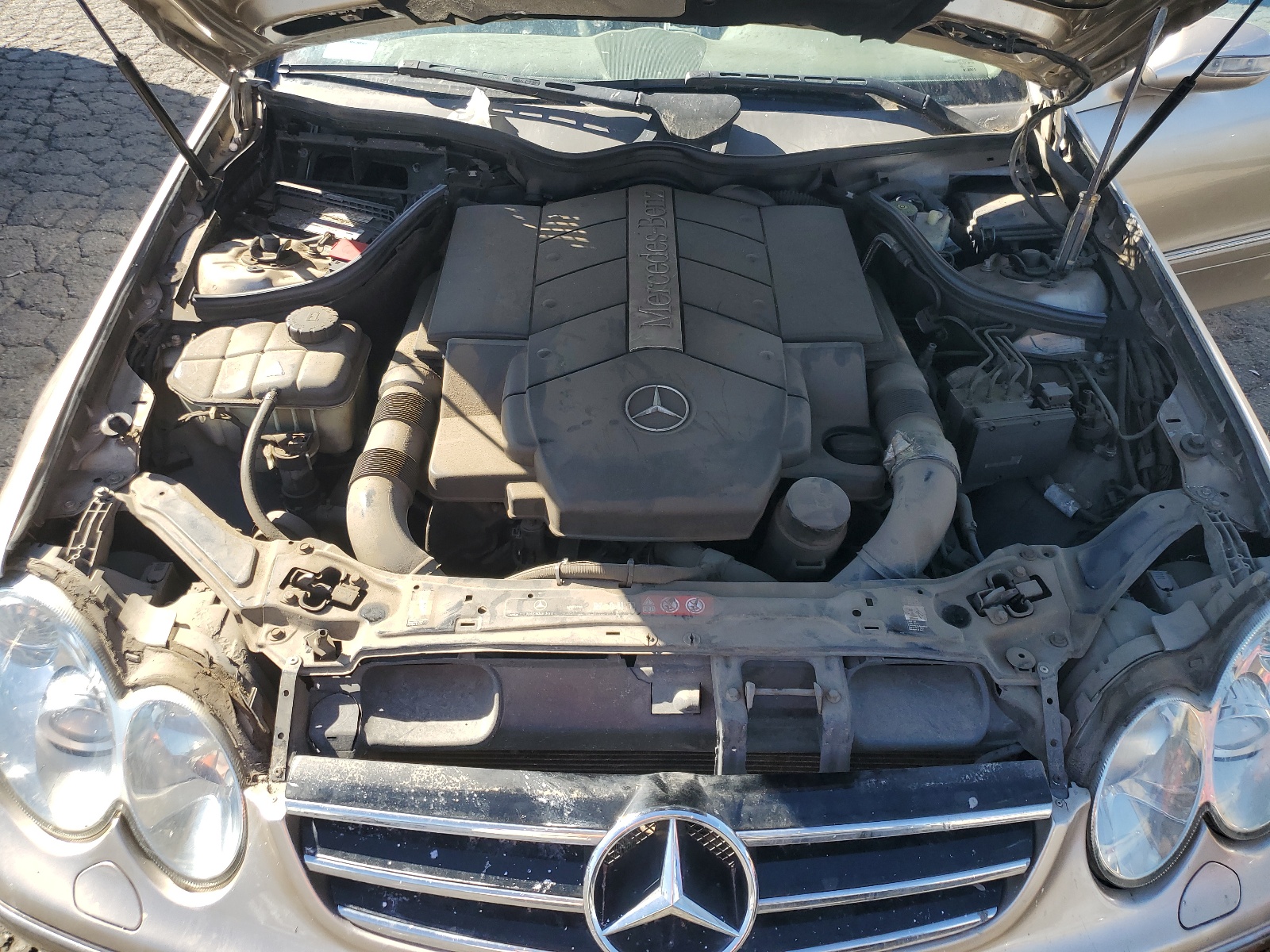 WDBTK75G04T025618 2004 Mercedes-Benz Clk 500