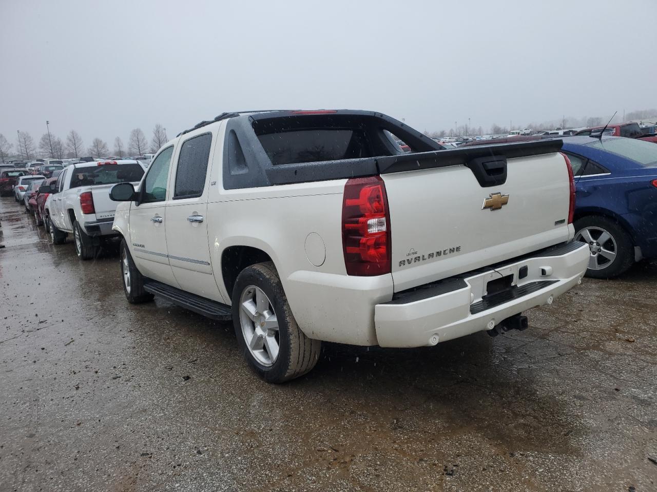 2011 Chevrolet Avalanche Ltz VIN: 3GNTKGE32BG150278 Lot: 37277964