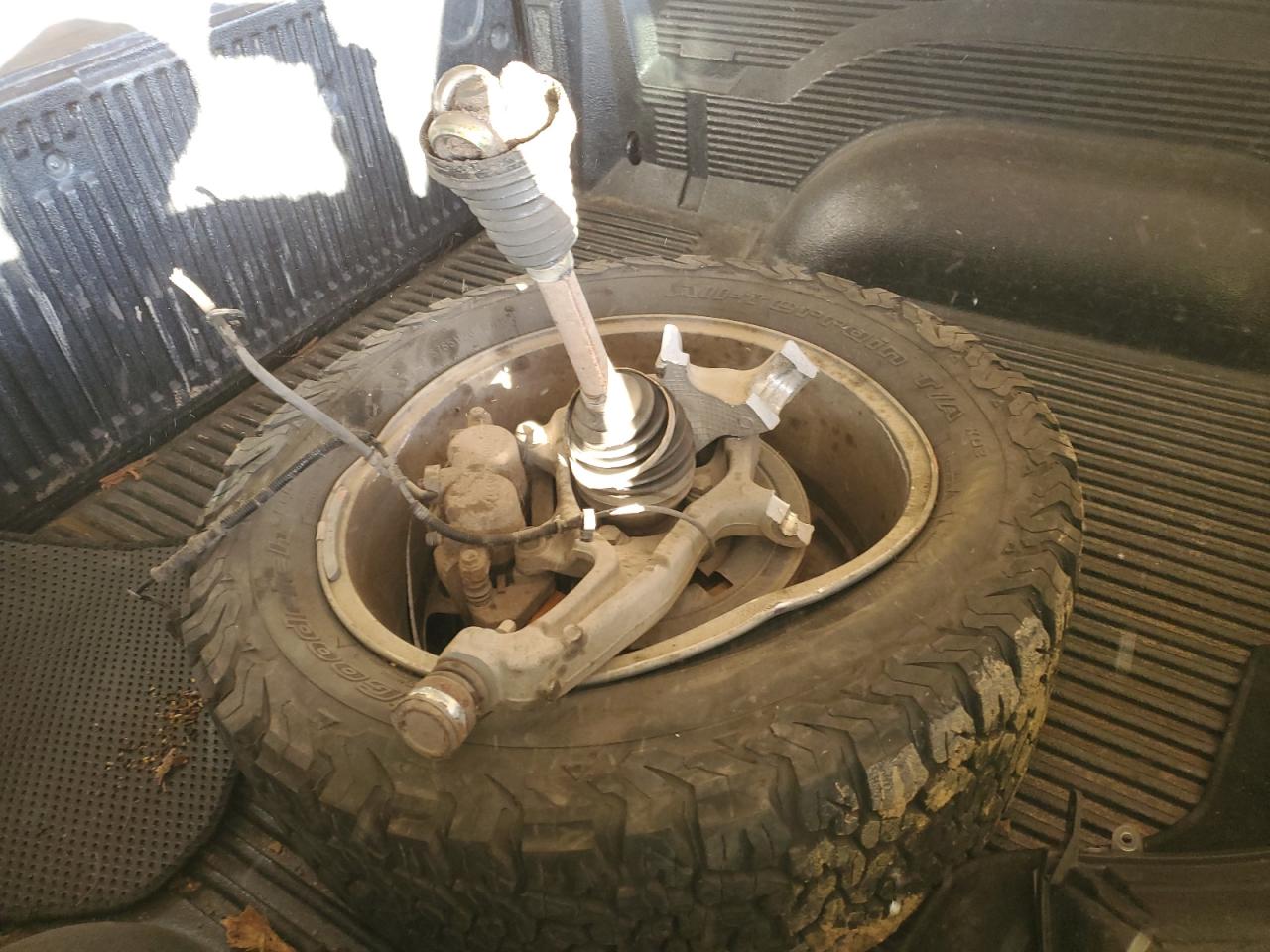 2016 Ram 1500 Slt VIN: 1C6RR7LG2GS261585 Lot: 37967944