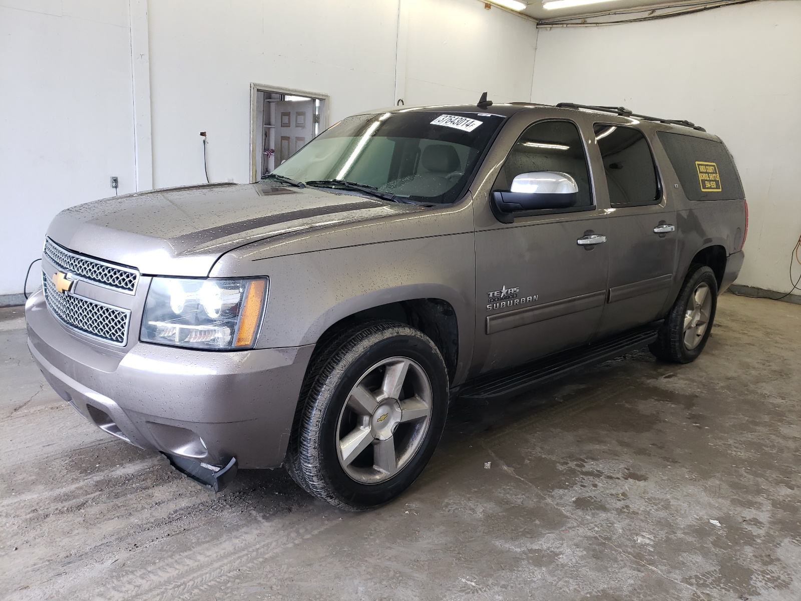 2012 Chevrolet Suburban C1500 Lt vin: 1GNSCJE05CR143841