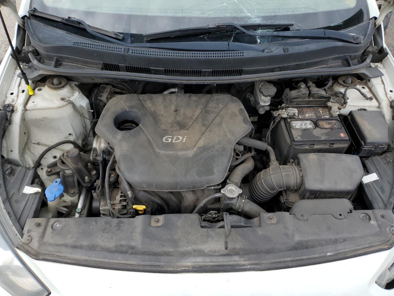 2012 Hyundai Accent - Image 11