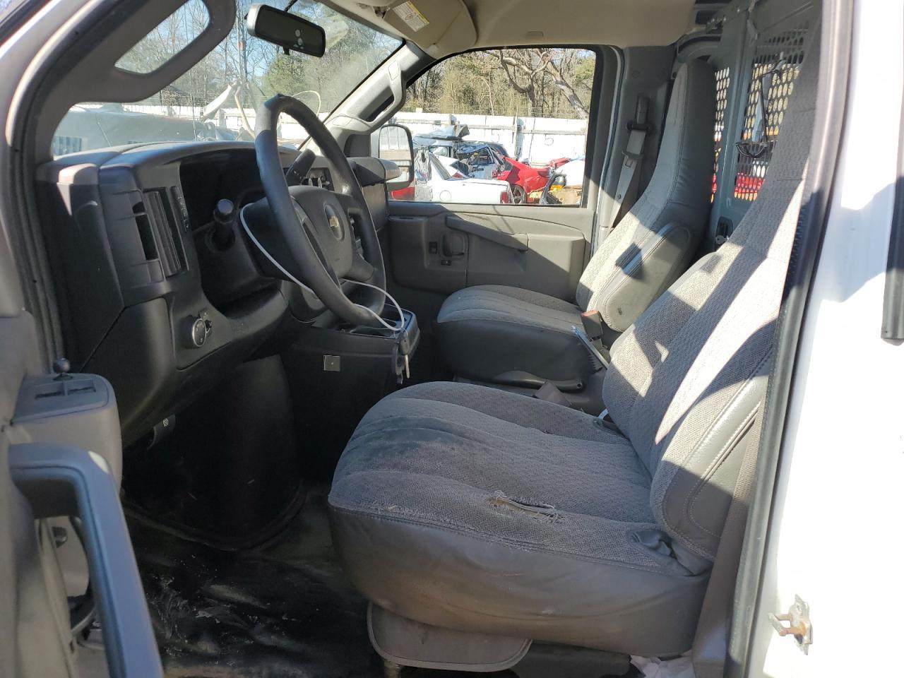 2017 Chevrolet Express G2500 VIN: 1GCWGBFF0H1116527 Lot: 68232333