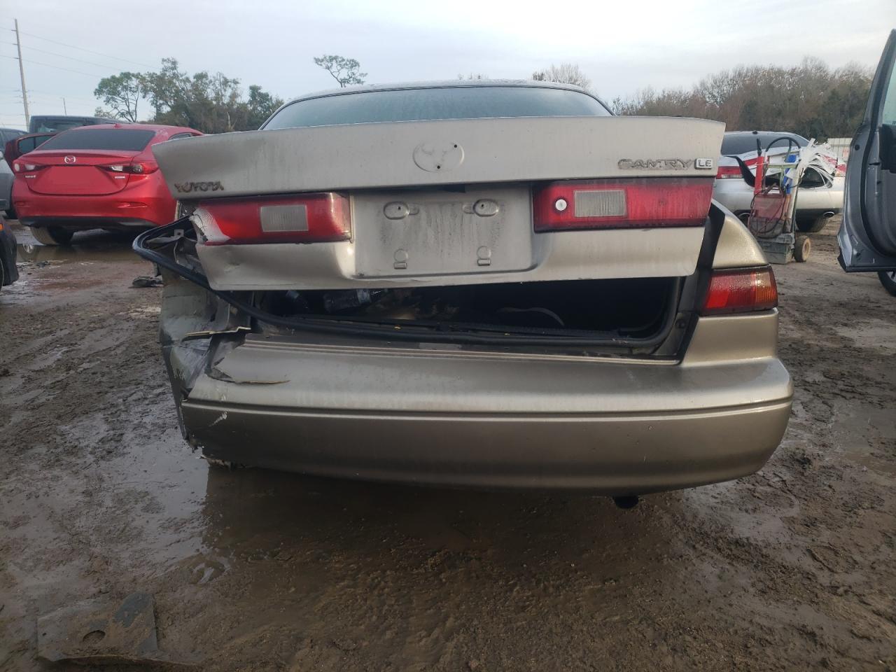 1999 Toyota Camry Le VIN: JT2BG22K6X0299382 Lot: 36871774