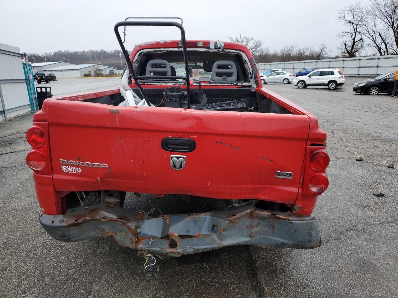 2005 Dodge Dakota Quad VIN: 1D7HE28N85S155915 Lot: 37094164