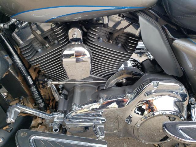  HARLEY-DAVIDSON FLTRUSE CV 2016 Сріблястий