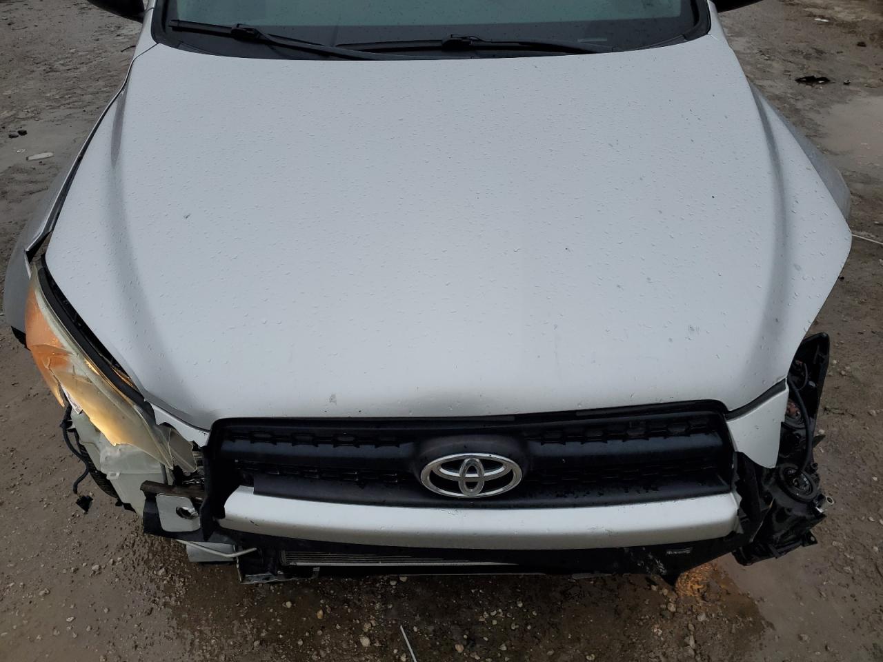 JTMBF4DV1C5055911 2012 Toyota Rav4