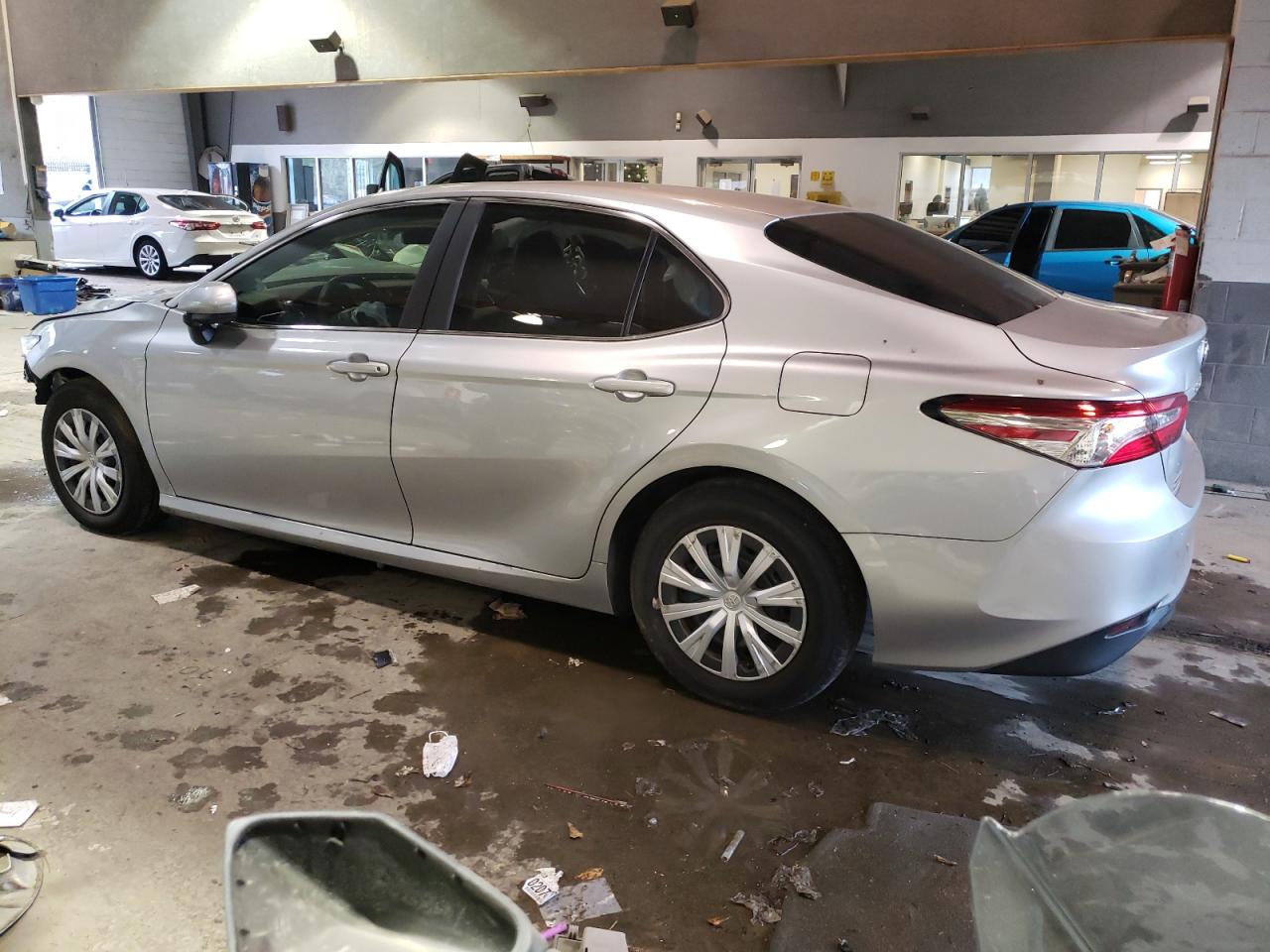 2018 Toyota Camry L VIN: 4T1B11HK7JU086091 Lot: 82023753