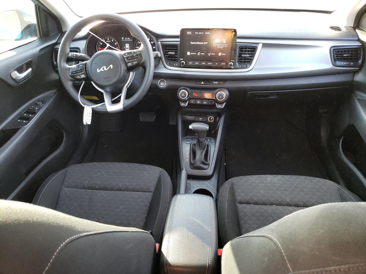 3KPA24AD9PE551813 2023 Kia Rio Lx