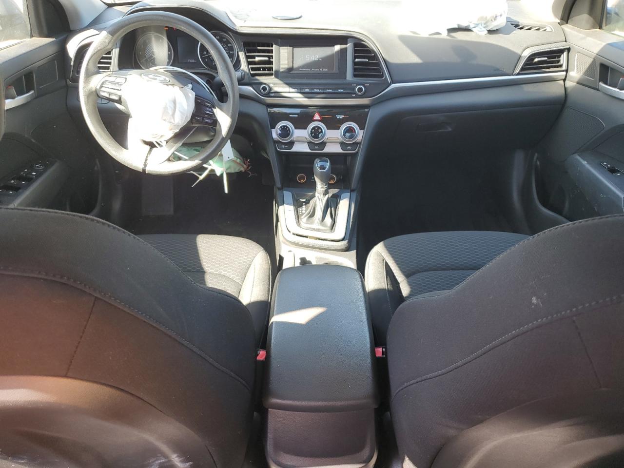 2019 Hyundai Elantra Se VIN: KMHD74LF6KU831840 Lot: 39309654